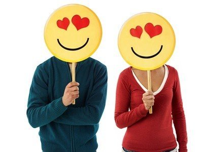 50 Kiss Text Smileys, Love Emoticons for Valentine's Day